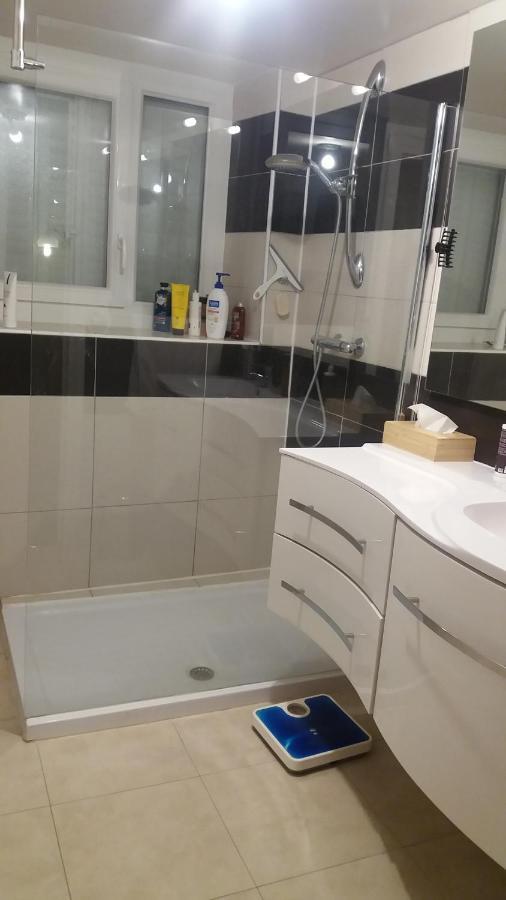 Le Clos Marie Brenod Exteriör bild